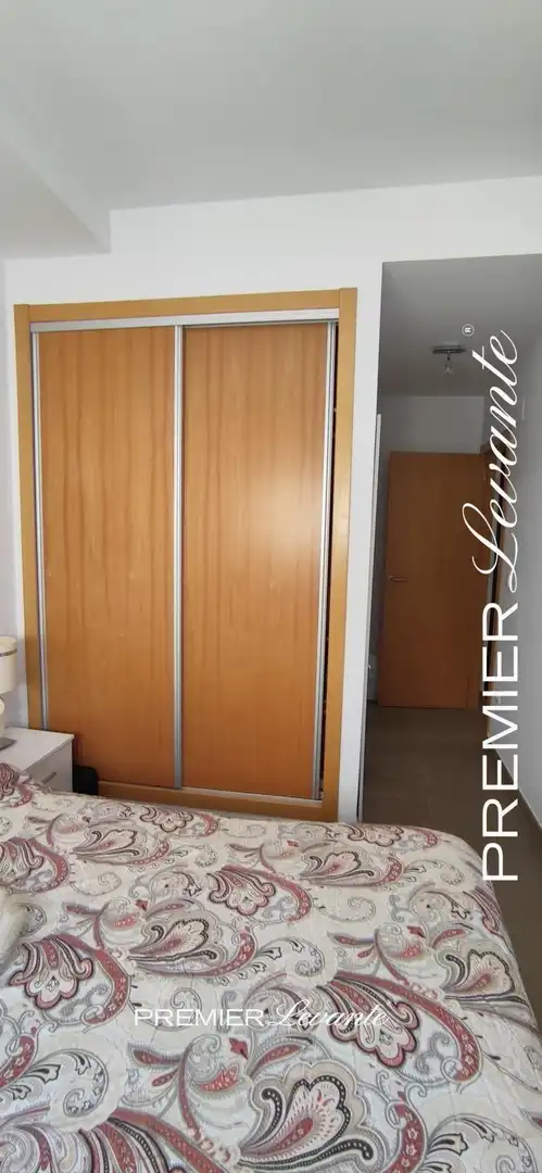 Schlafzimmer von Dachboden zum Verkauf in Piles mit Klimaanlage, Privatgarten und Terrasse