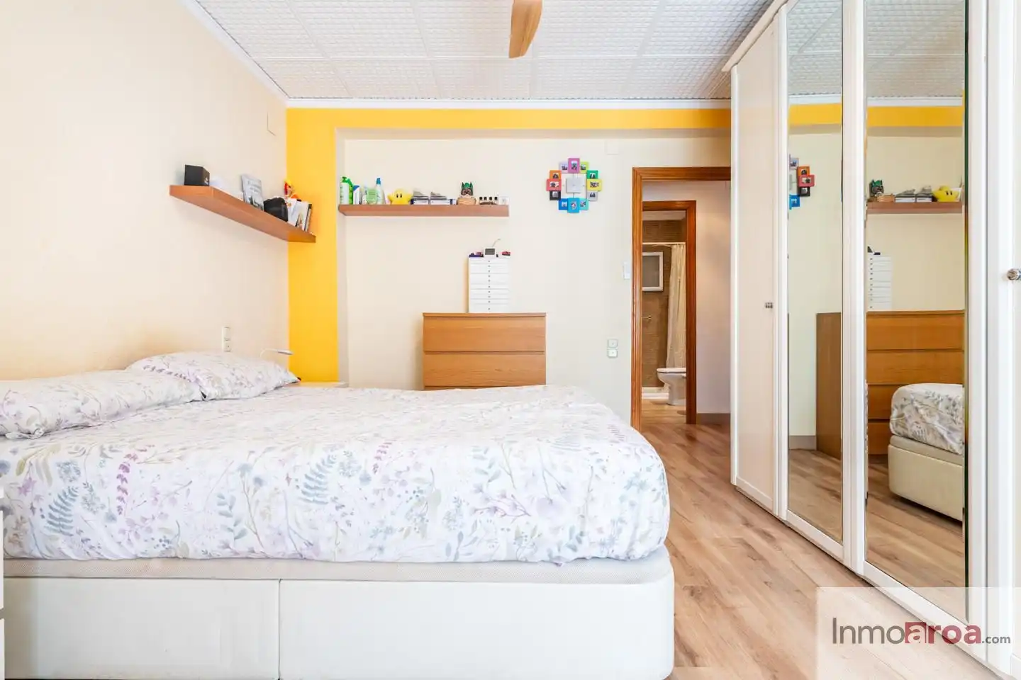 Habitación de Piso en venta en L'Eliana con Calefacción y Balcón