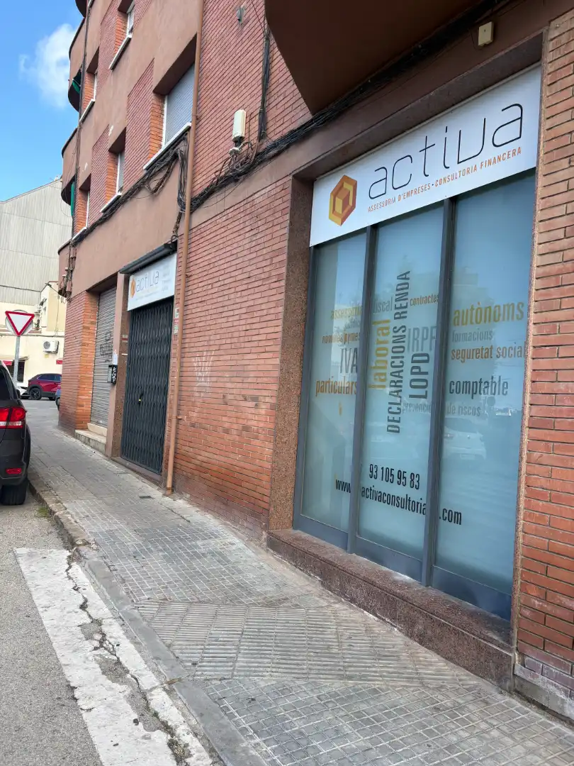 Geschaftsraum zum Verkauf in Terrassa mit Klimaanlage, Heizung und Parkett