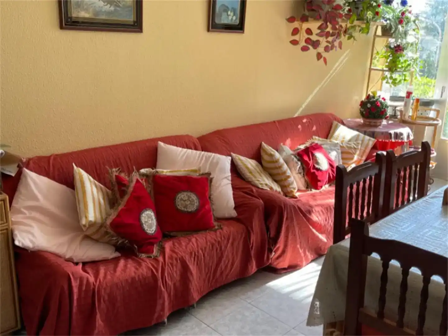 Sala de estar de Casa o chalet en venta en Benavente con Jardín privado, Parquet y Trastero
