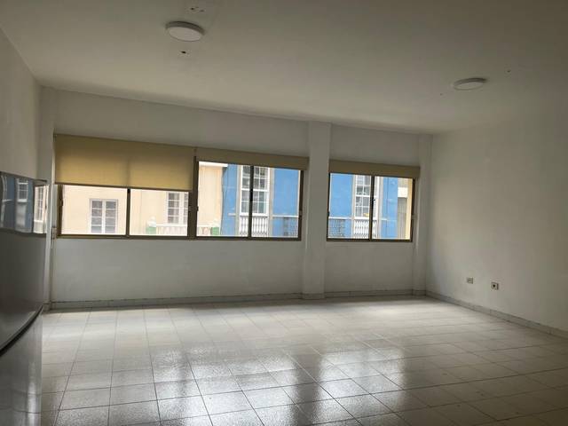 Oficina en Alquiler en Calle OBISPO RABADAN en Arenales - Lugo - Avda. Marítima
