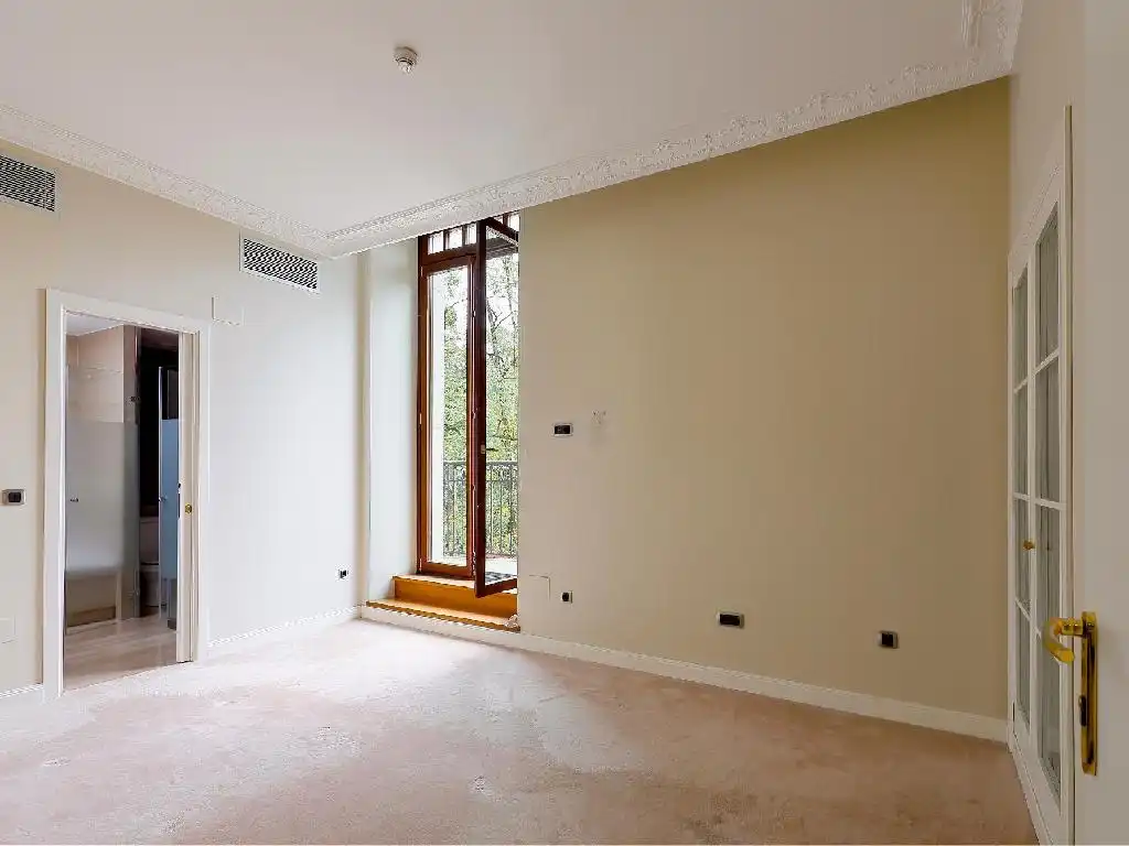 Edificio en venta en Oviedo 