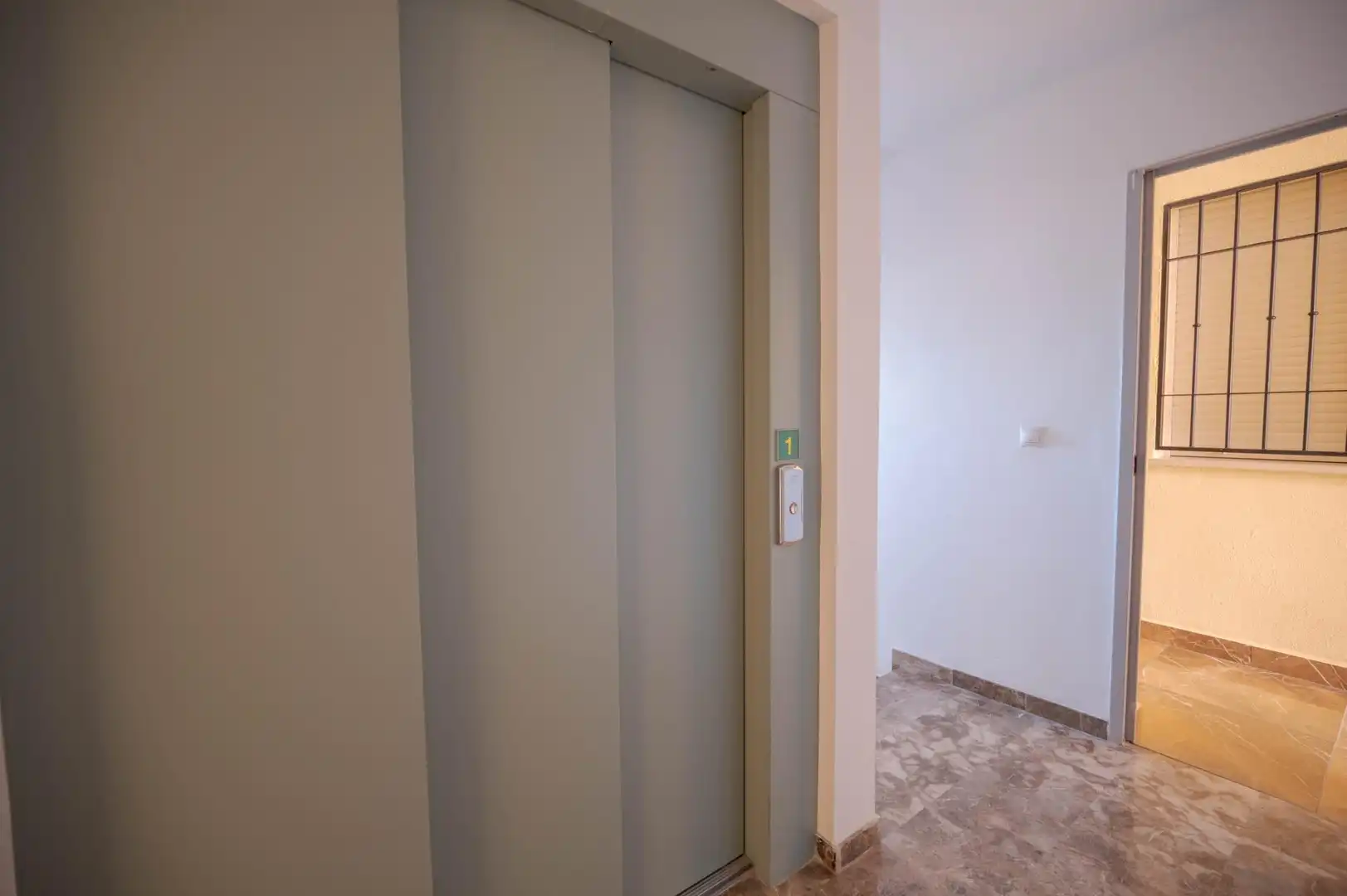 Appartamento con ascensore in vendita a Avenida GRANADA 29, imagen 7