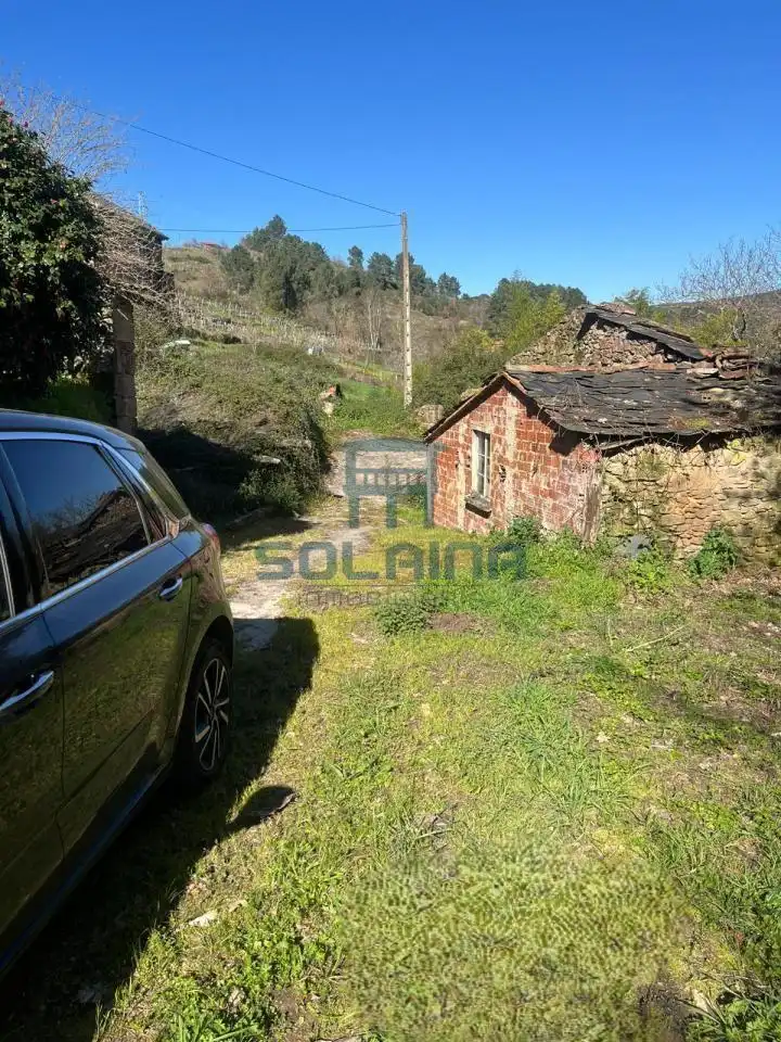 Casa o chalet en venta en A Teixeira  con Jardín privado