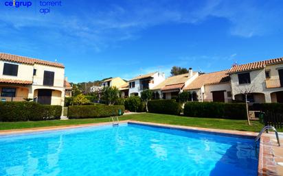 Swimming pool of Single-family semi-detached for sale in L'Estartit  with Heating, Terrace and Swimming Pool