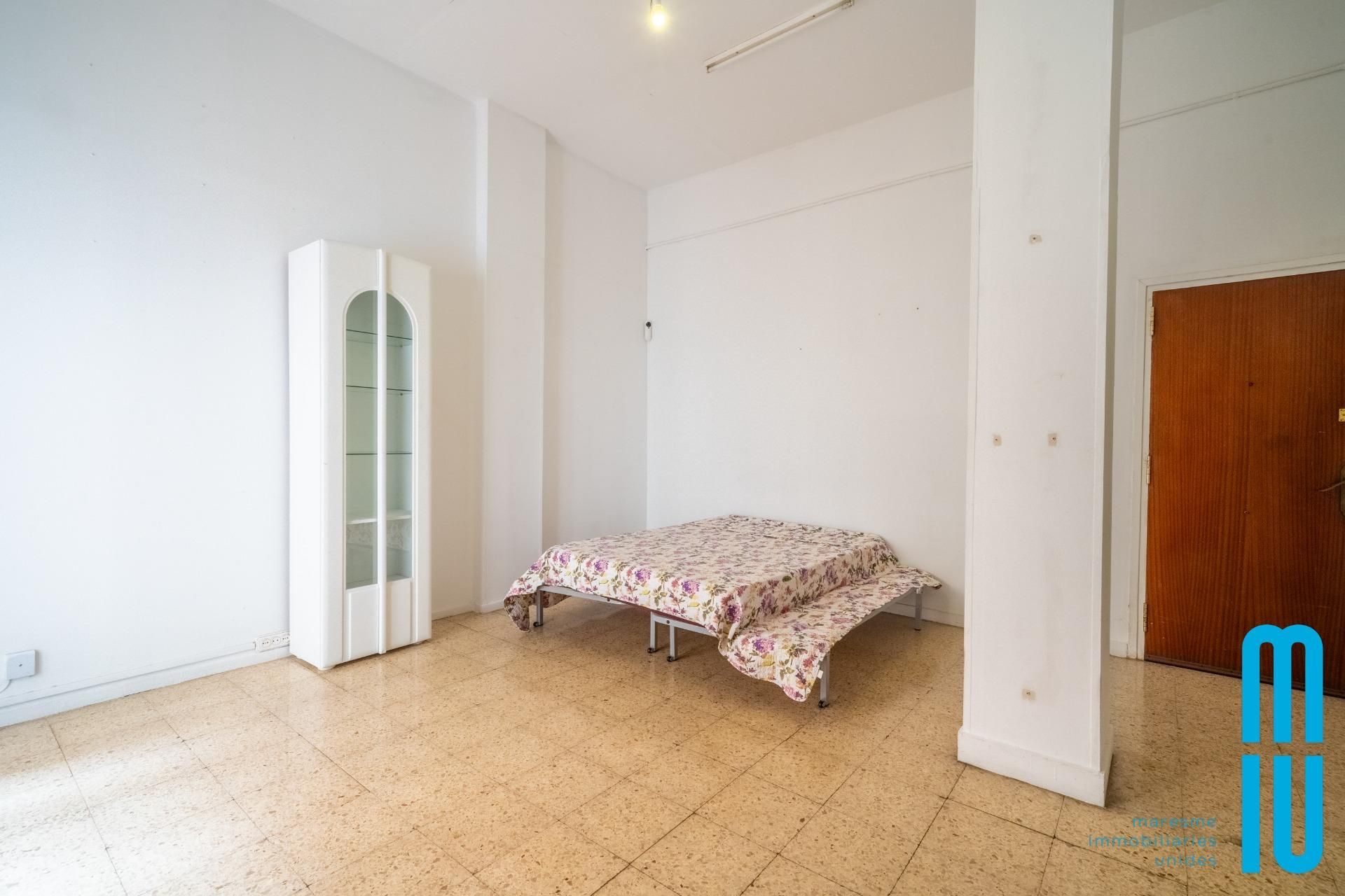 Bedroom of Flat for sale in Badalona  with Terrace and Balcony