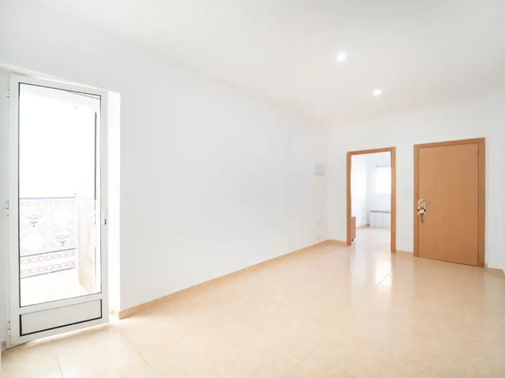 Planta baja en venta en La Pobla de Vallbona con Aire acondicionado, Calefacción y Terraza
