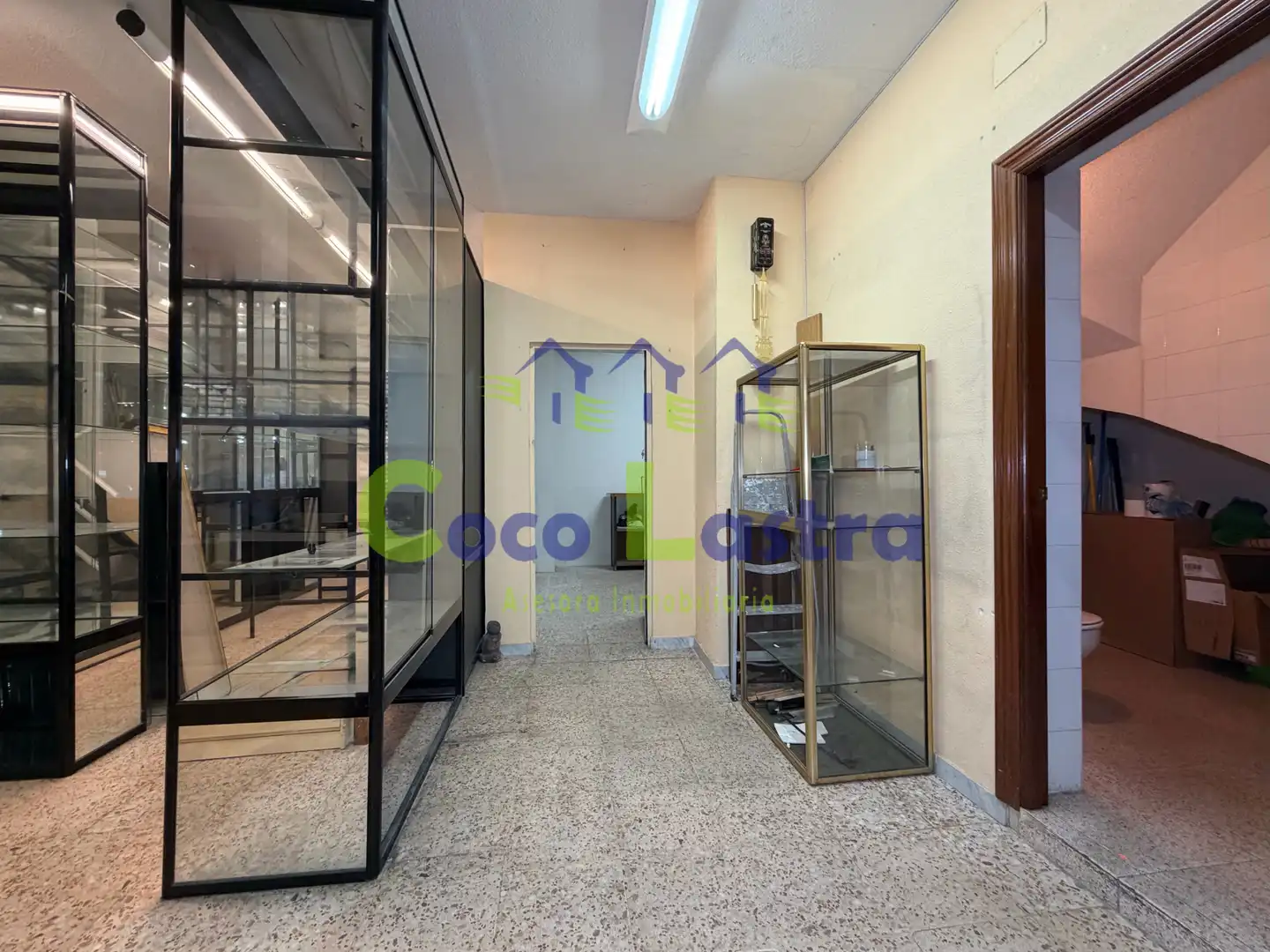 Business premises for sale in Calle Volta, imagen 15