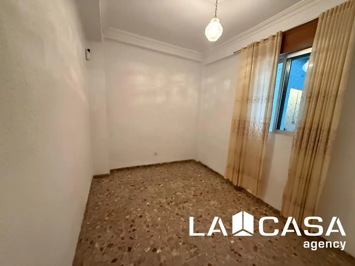 Bedroom of Flat for sale in Dos Hermanas