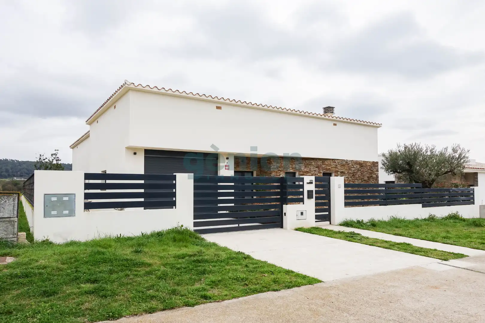Vista exterior de Casa o xalet en venda en Maià de Montcal amb Aire condicionat, Calefacció i Jardí privat