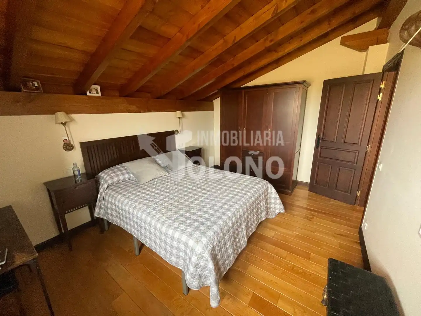Habitación de Casa o chalet en venta en Cuzcurrita de Río Tirón con Calefacción, Jardín privado y Parquet