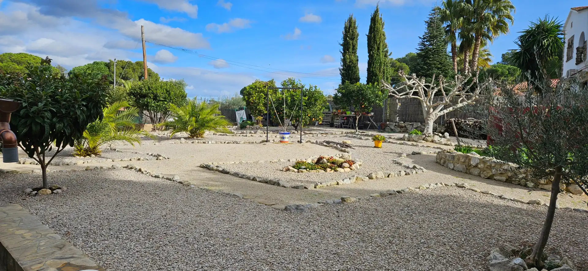 Terreno residencial en venta en Carrer Abat Escarré, imagen 3