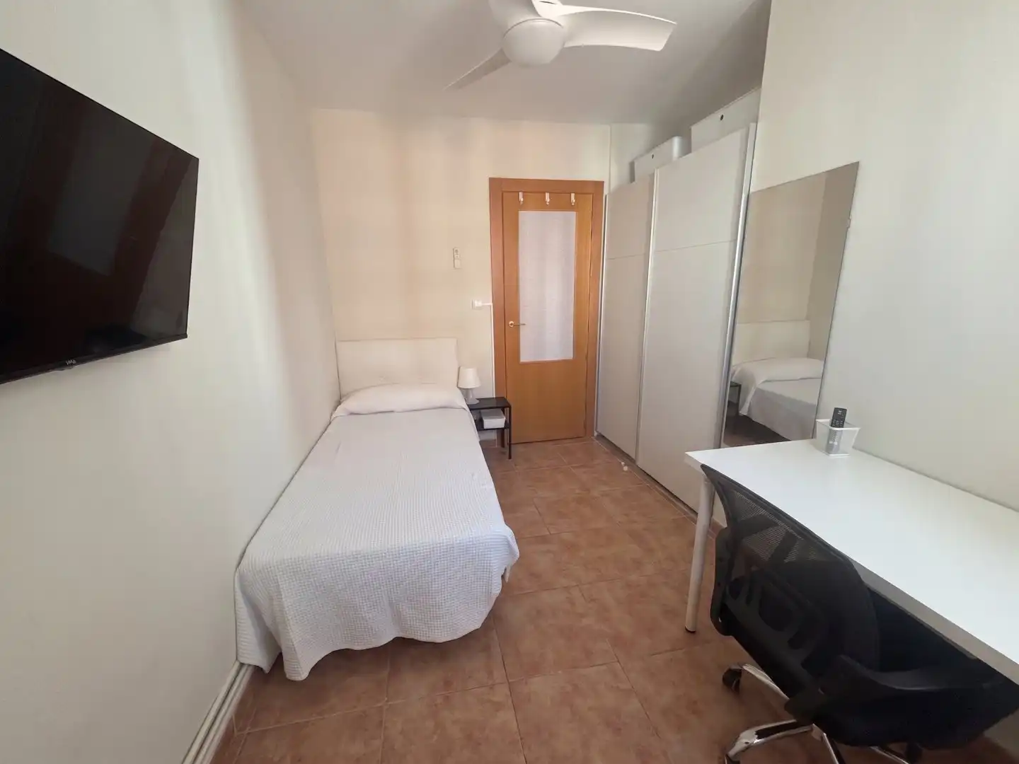 Schlafzimmer von Wohnung zur Miete in Valladolid mit Heizung, Terrasse und Möbliert