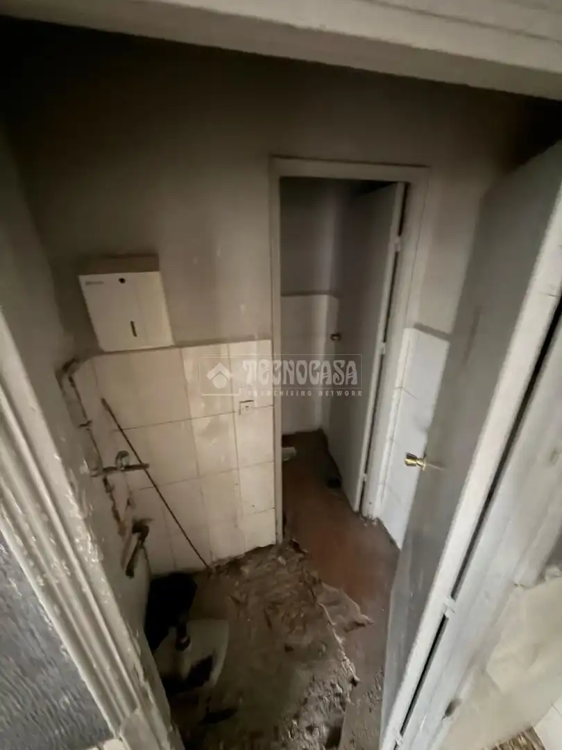 Badezimmer von Geschaftsraum zur Miete in Fuenlabrada