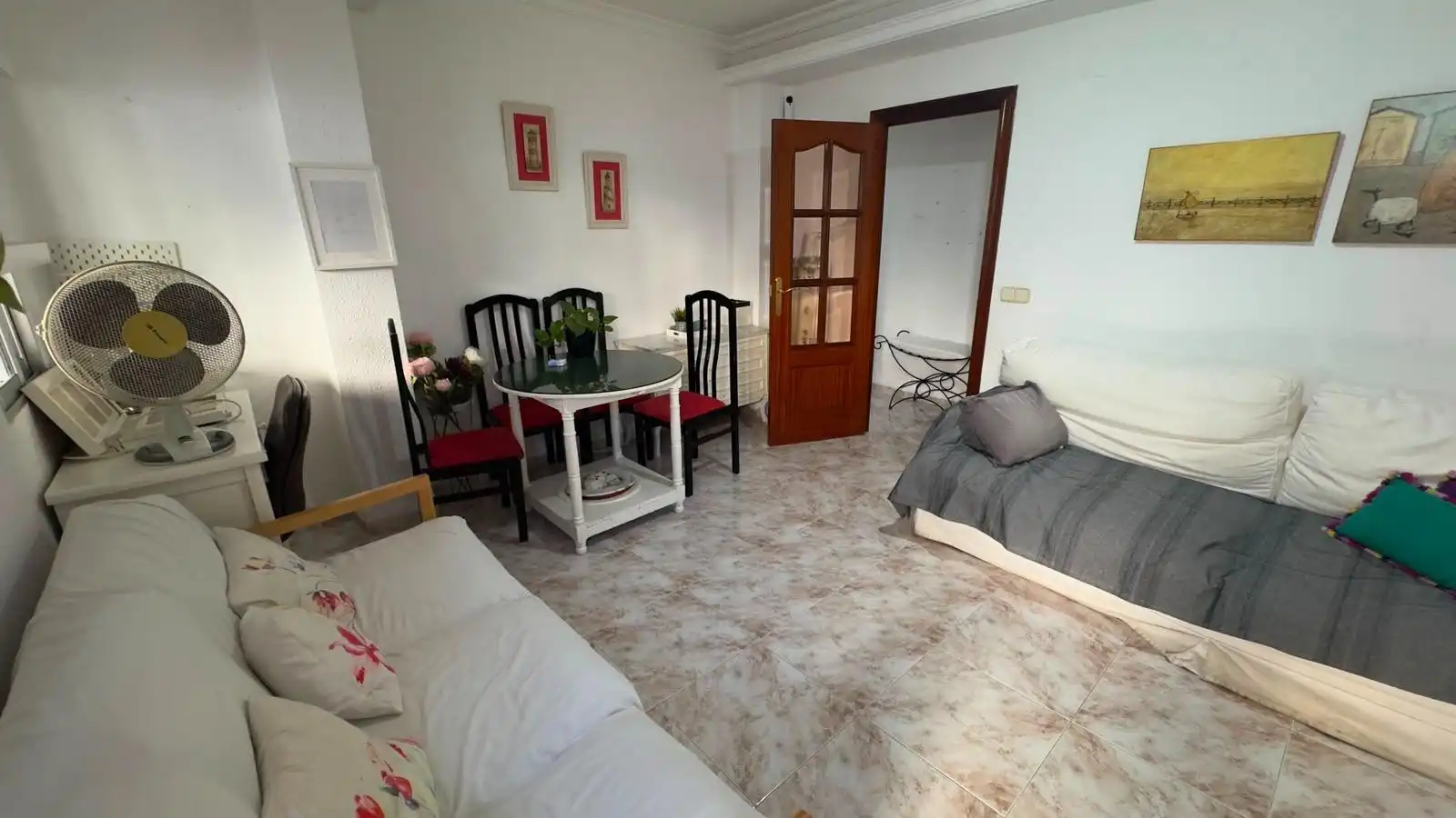 Sala d'estar de Pis en venda en Valencia amb Terrassa, Traster i Moblat