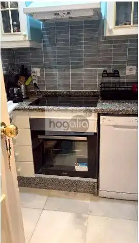 Cocina de Piso de alquiler en Sevilla con Aire acondicionado, Amueblado y Balcón