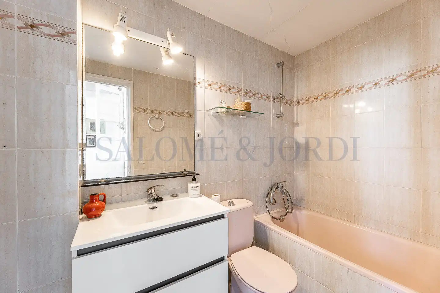 Baño de Casa o chalet en venta en Vilassar de Mar con Aire acondicionado, Calefacción y Jardín privado