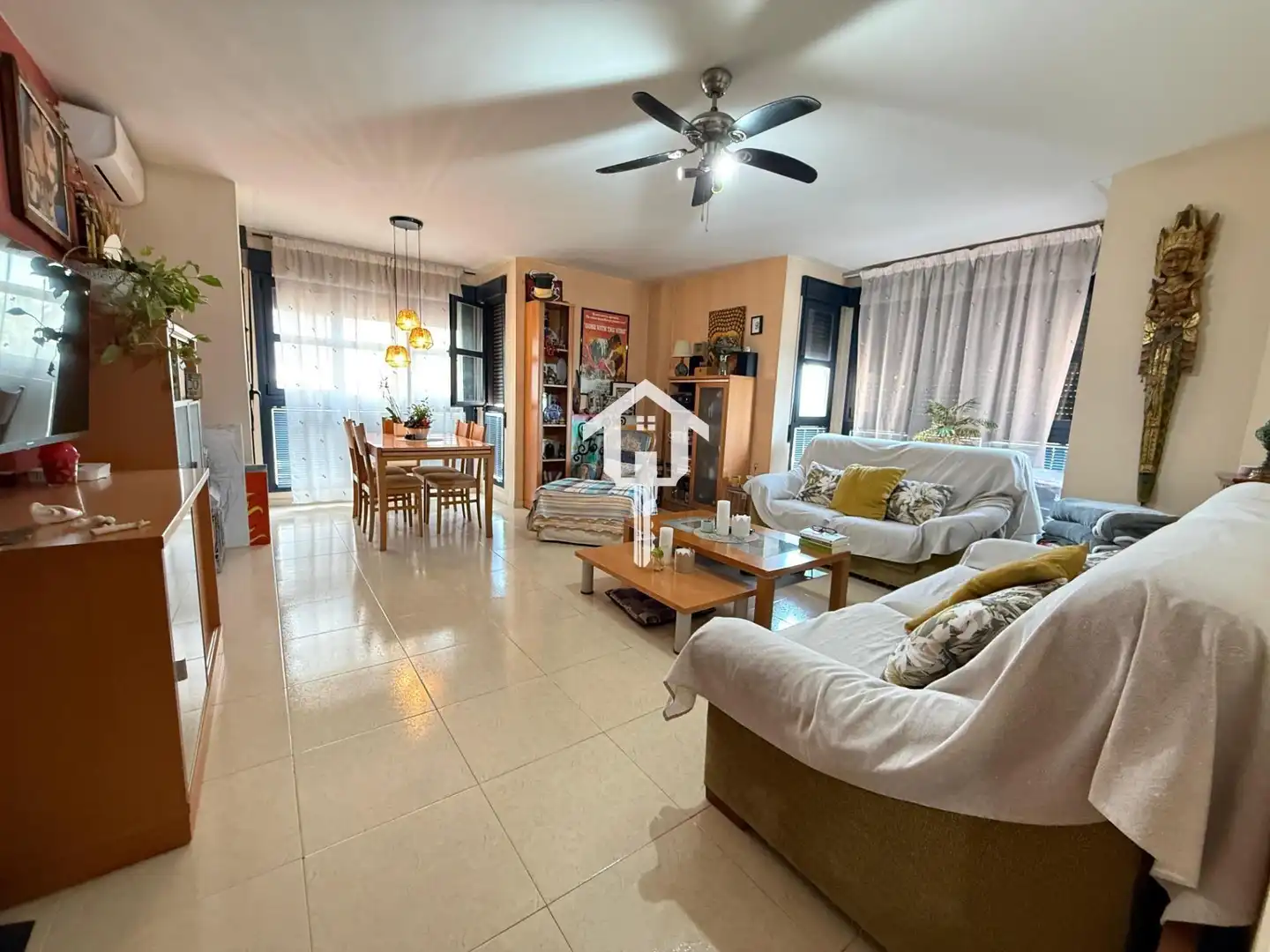 Living room of Flat for sale in San Vicente del Raspeig / Sant Vicent del Raspeig  with Air Conditioner, Private garden and Furnished