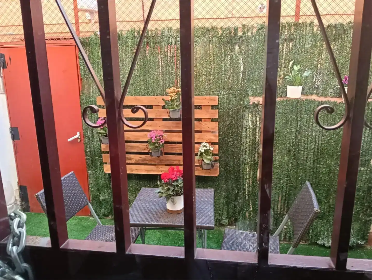 Terraza de Casa adosada en venta en Madrid con Jardín privado y Amueblado