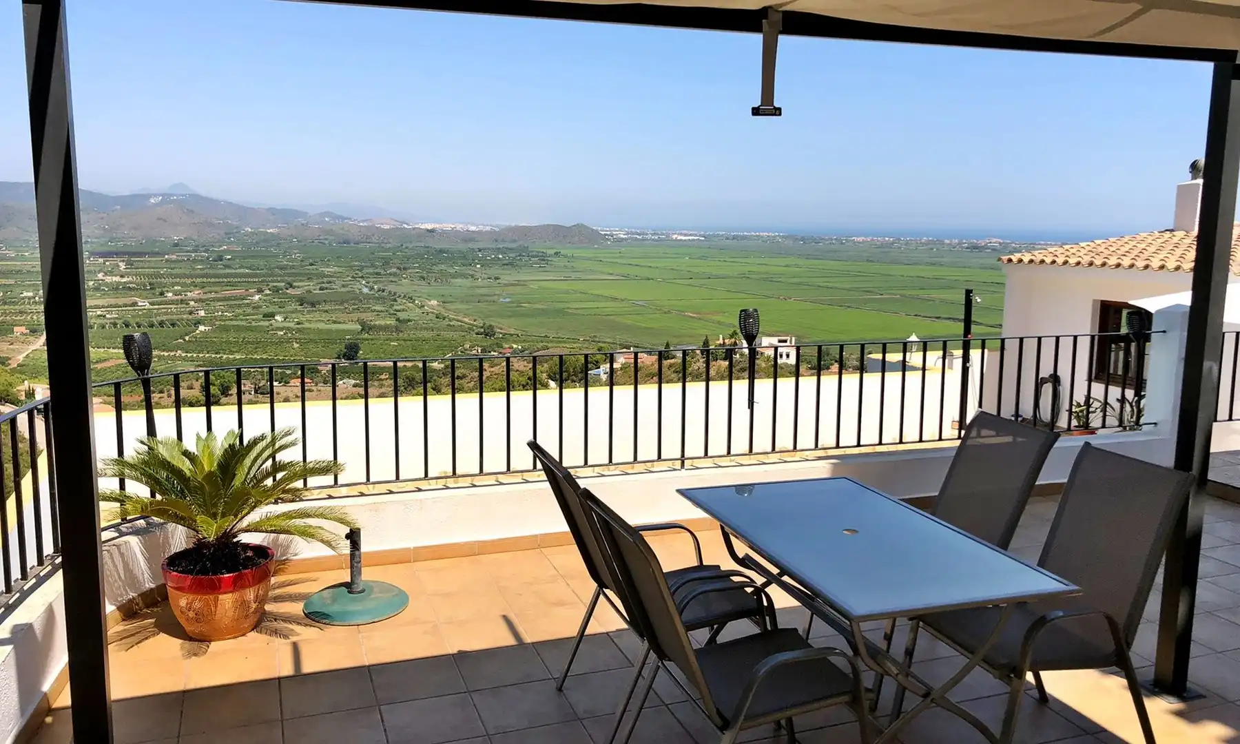 Terraza de Casa o chalet en venta en Dénia con Aire acondicionado, Calefacción y Jardín privado