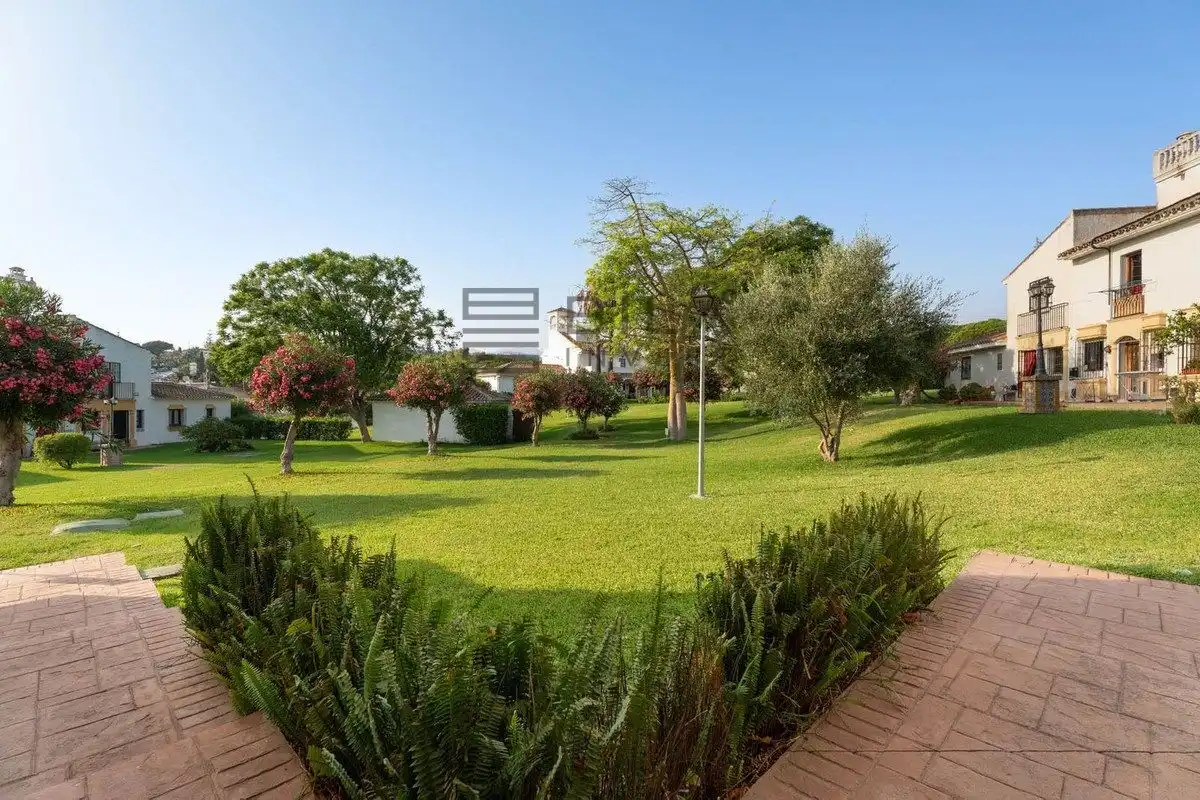 Maison mitoyenne à vendre à Parque Elviria, imagen 9