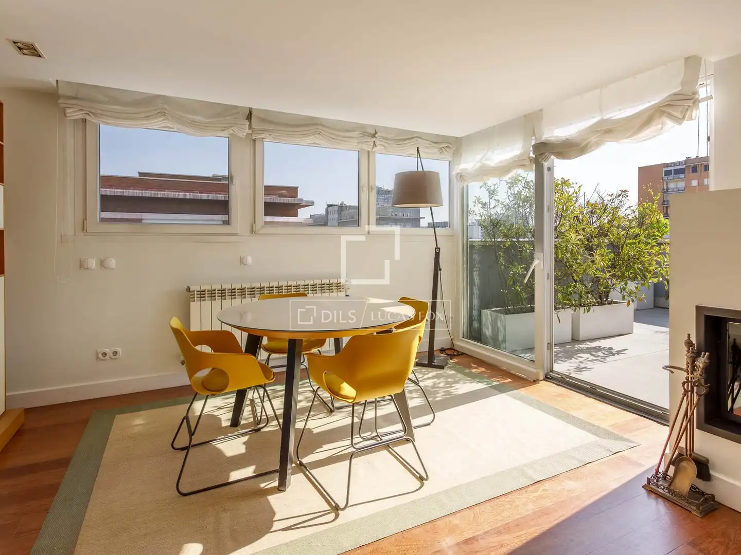 Terrasse von Dachboden zur Miete in Madrid mit Klimaanlage, Heizung und Parkett