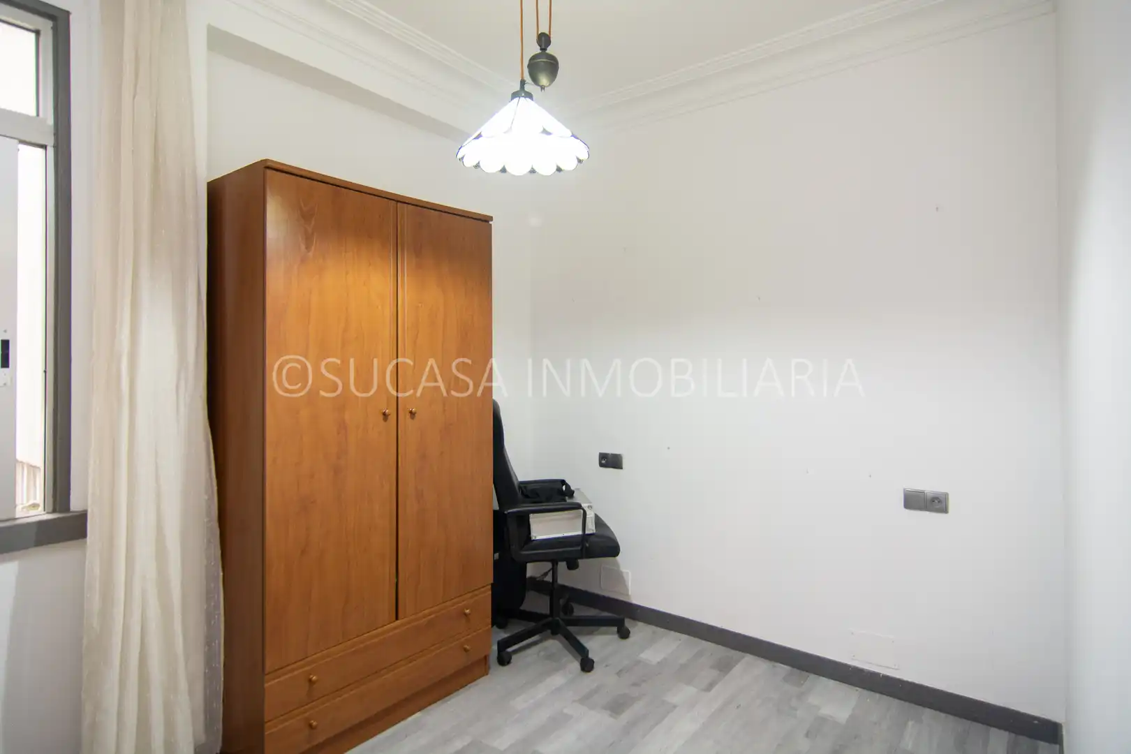 Piso en venta en A Coruña Capital  con Parquet, Horno y Lavadora