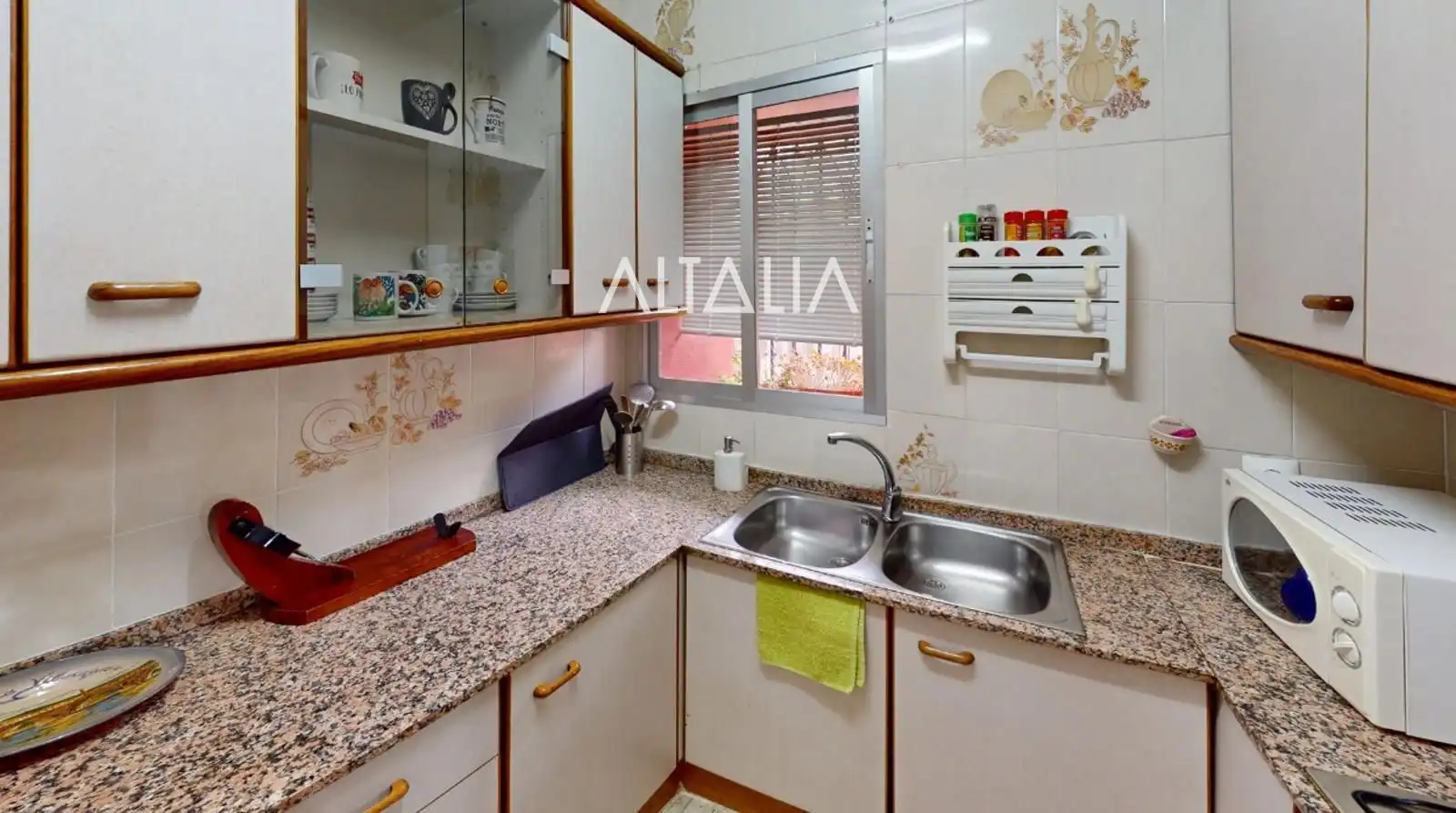 Cocina de Casa adosada en venta en Fuentes con Calefacción, Terraza y Trastero
