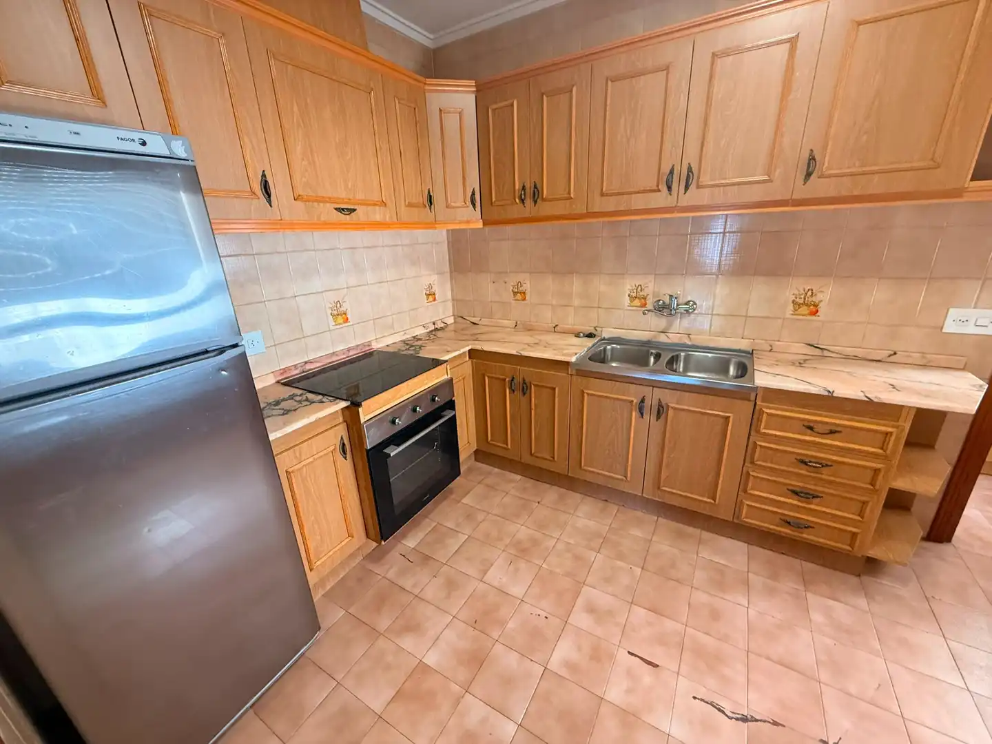 Kitchen of Flat for sale in Almoradí  with Storage room and Oven