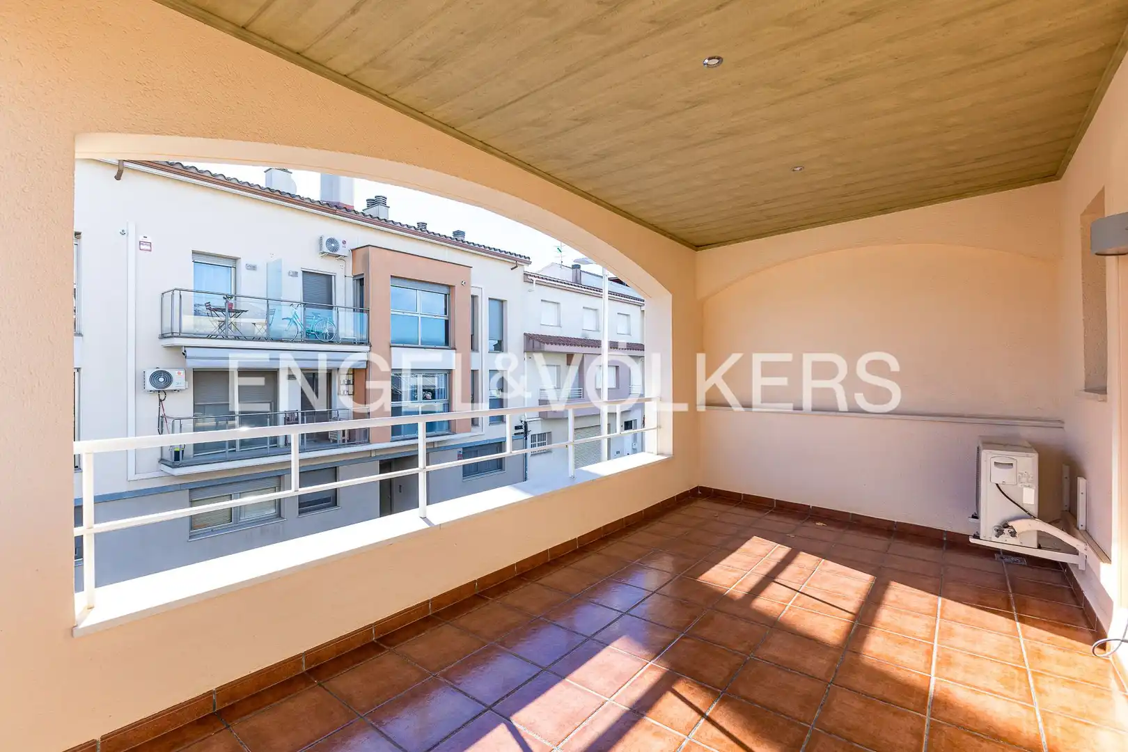 Casa adosada en venda a Els Monjos
