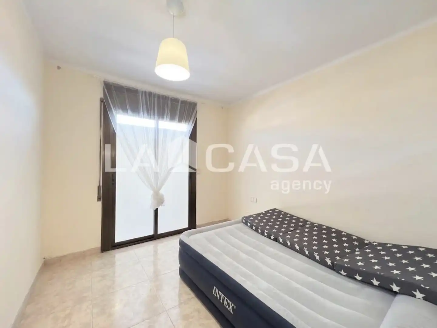 Flat for sale in Salut - Lloreda
