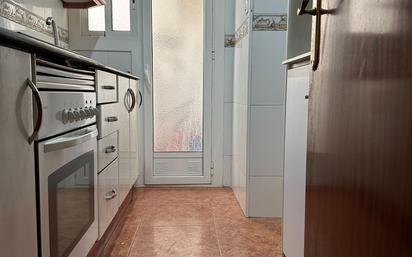 Kitchen of Flat for sale in Santa Coloma de Gramenet  with Air Conditioner