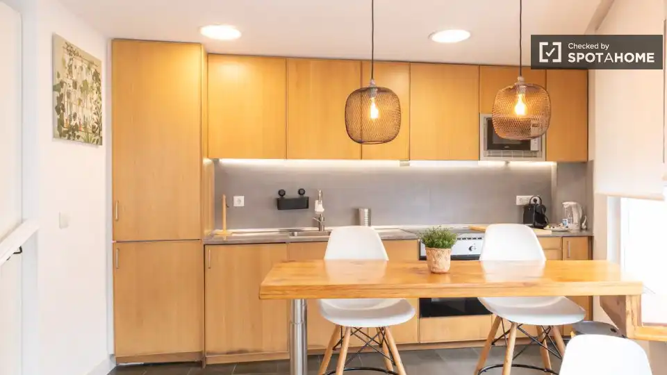 Flat for rent in Almenara -Ventilla