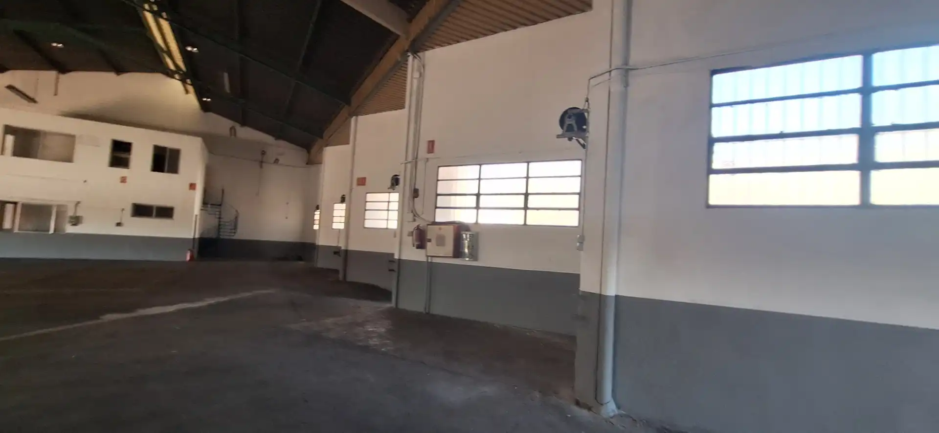 Industrial buildings for rent in Xirivella