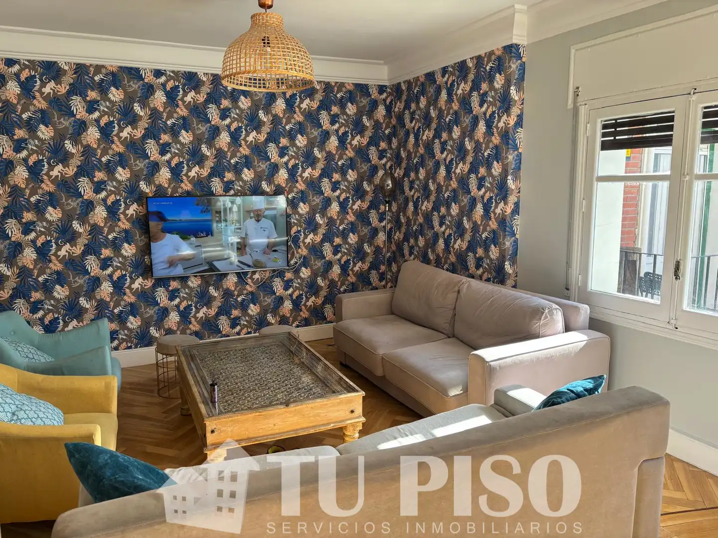 Sala de estar de Piso en venta en Madrid con Calefacción, Trastero y Amueblado