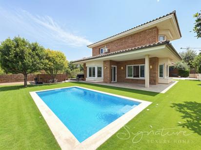 Vista exterior de Casa o xalet de lloguer en Sant Cugat del Vallès amb Aire condicionat i Calefacció