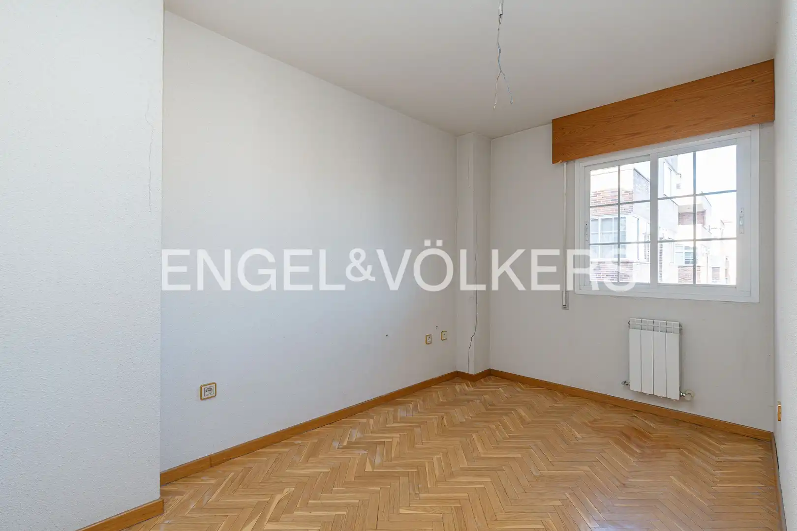 Dachboden zum Verkauf in Coslada mit Heizung, Parkett und Terrasse