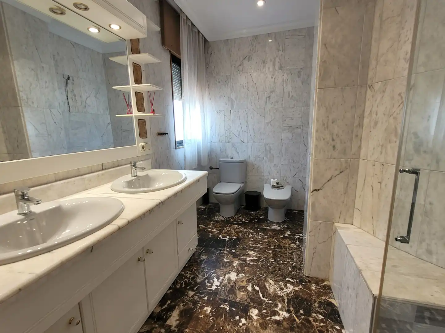 Bathroom of Attic for sale in Maracena  with Air Conditioner, Heating and Terrace