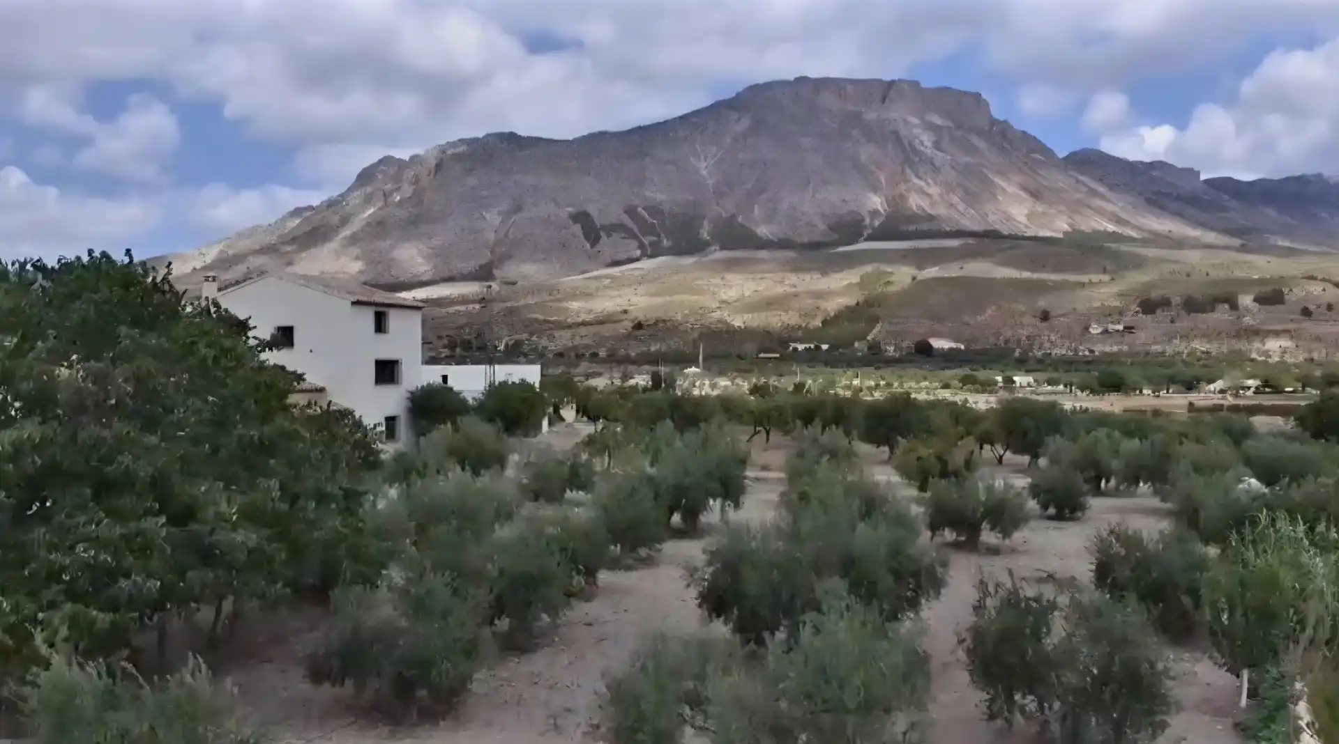 Außenansicht von Country house zum Verkauf in Vélez-Blanco mit Klimaanlage, Heizung und Privatgarten