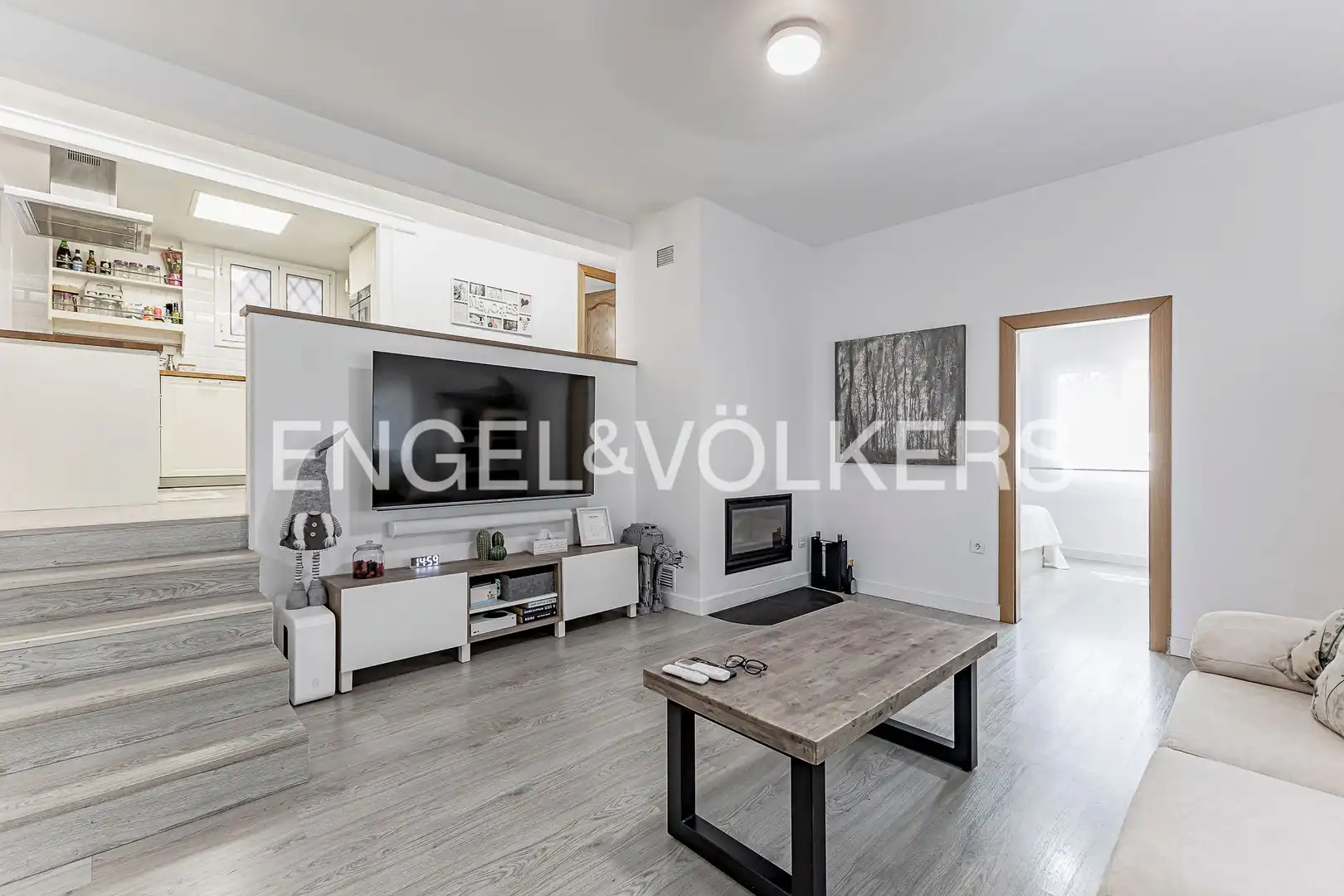 Sala d'estar de Casa o xalet en venda en Sant Cugat del Vallès amb Aire condicionat, Calefacció i Jardí privat