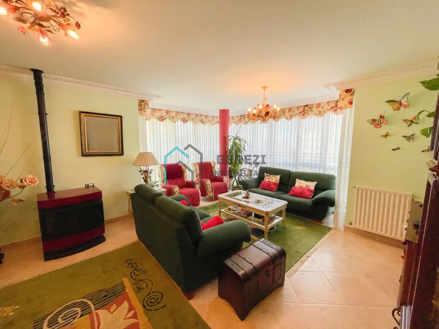 Sala de estar de Casa adosada en venta en Mundaka con Calefacción, Jardín privado y Amueblado