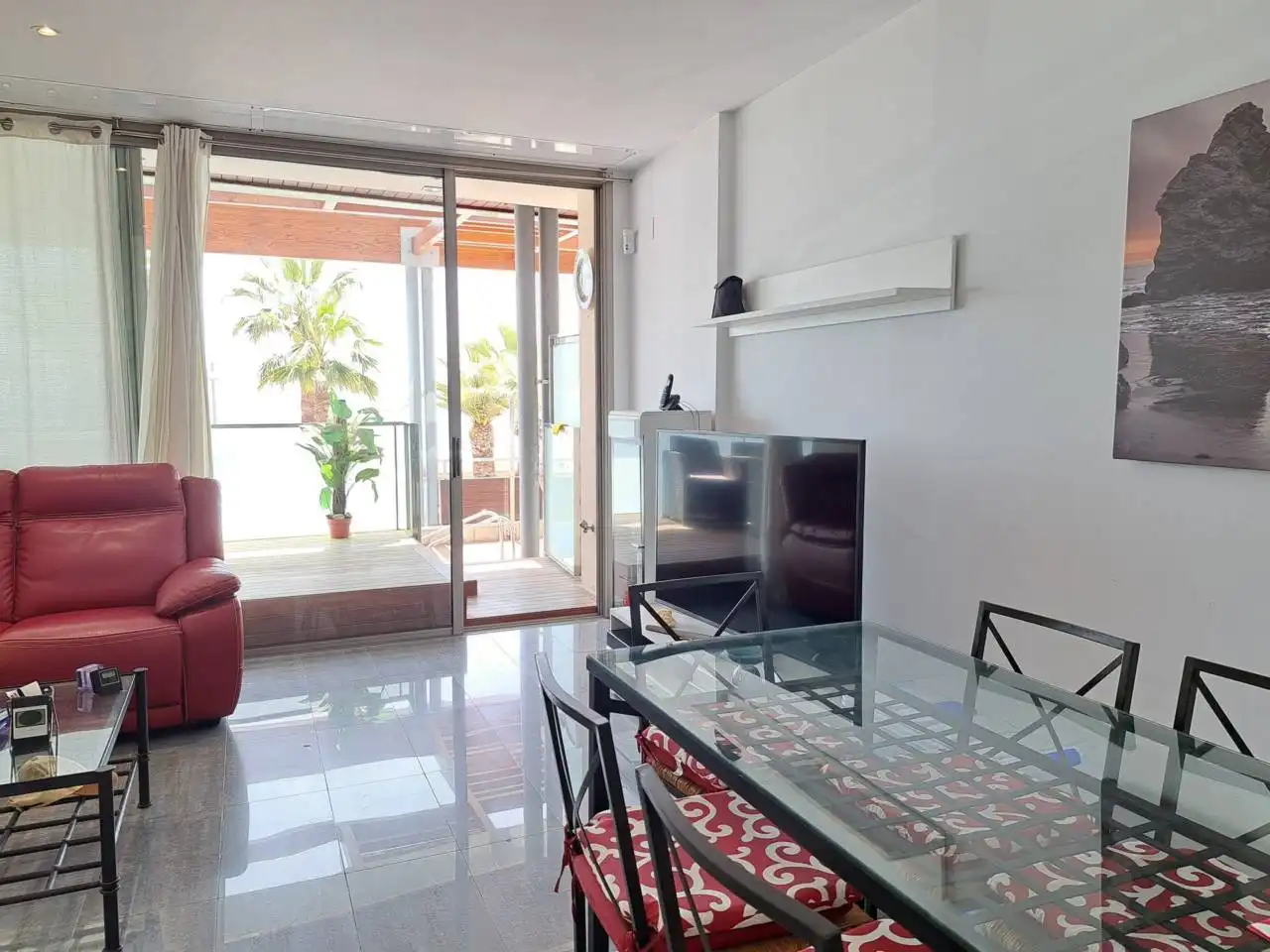 Sala de estar de Piso de alquiler en Cubelles con Aire acondicionado, Calefacción y Terraza