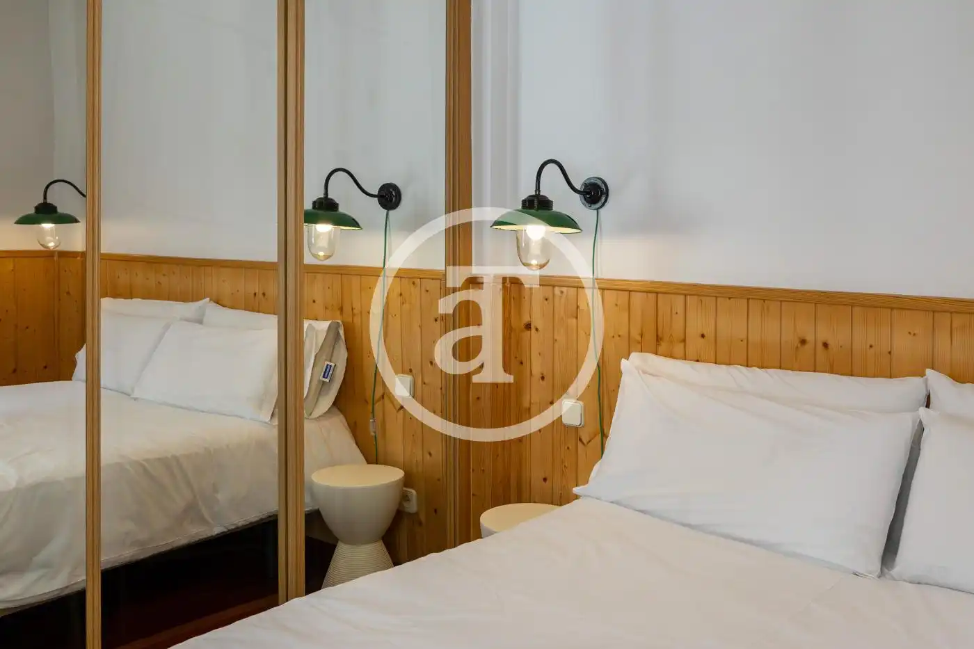 Habitación de Ático de alquiler en Madrid con Aire acondicionado, Calefacción y Amueblado