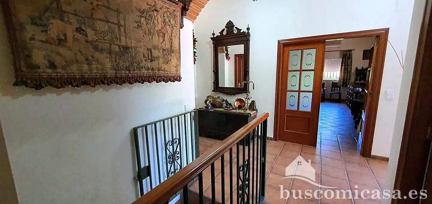 Casa o xalet en venda en Linares amb Aire condicionat, Calefacció i Jardí privat