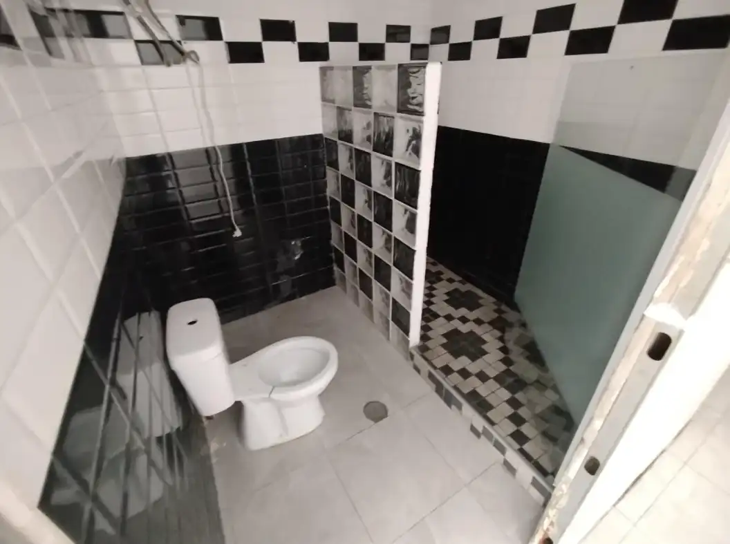 Baño de Casa adosada en venta en Almería