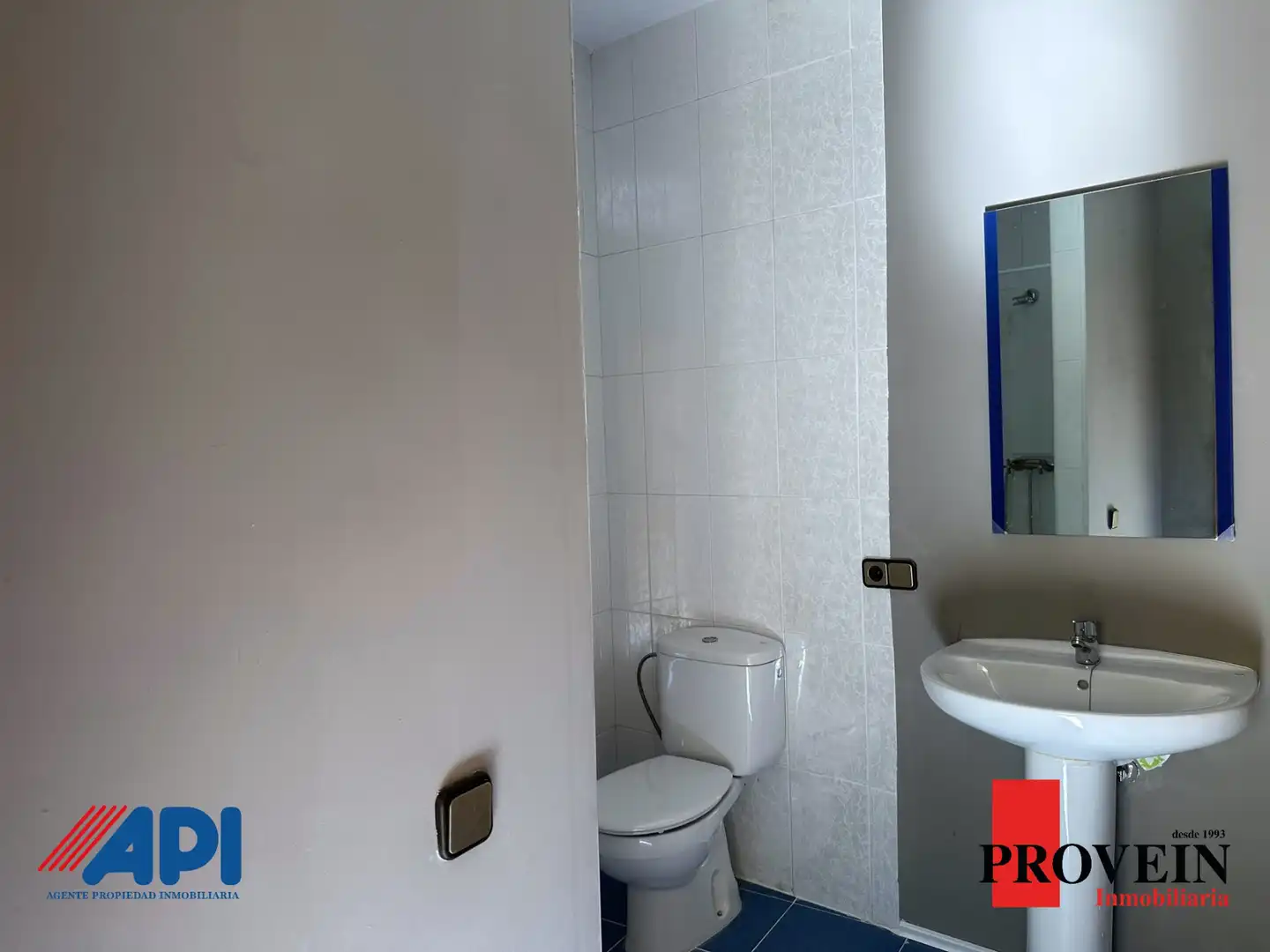 Bathroom of Houses for sale in Santa Cruz del Retamar  with Heating, Private garden and Parquet flooring
