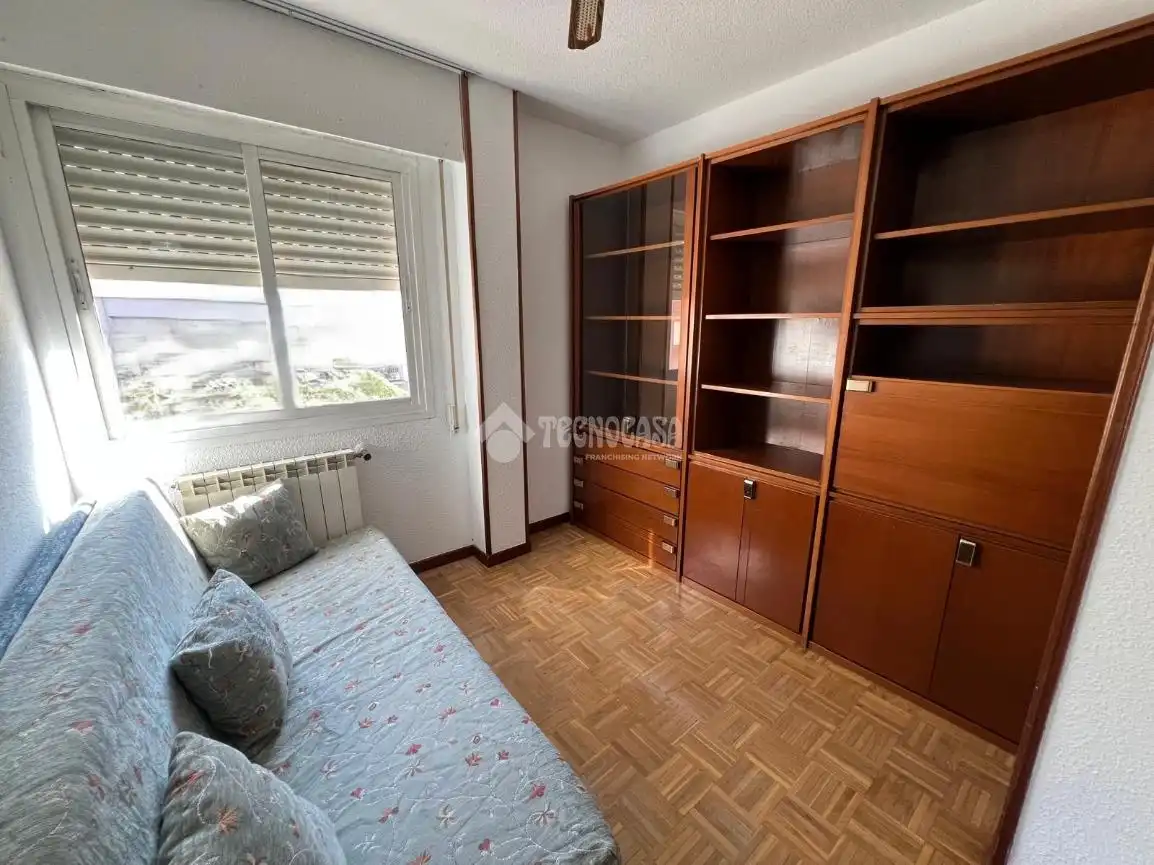 Bedroom of Flat for sale in Móstoles  with Heating and Parquet flooring