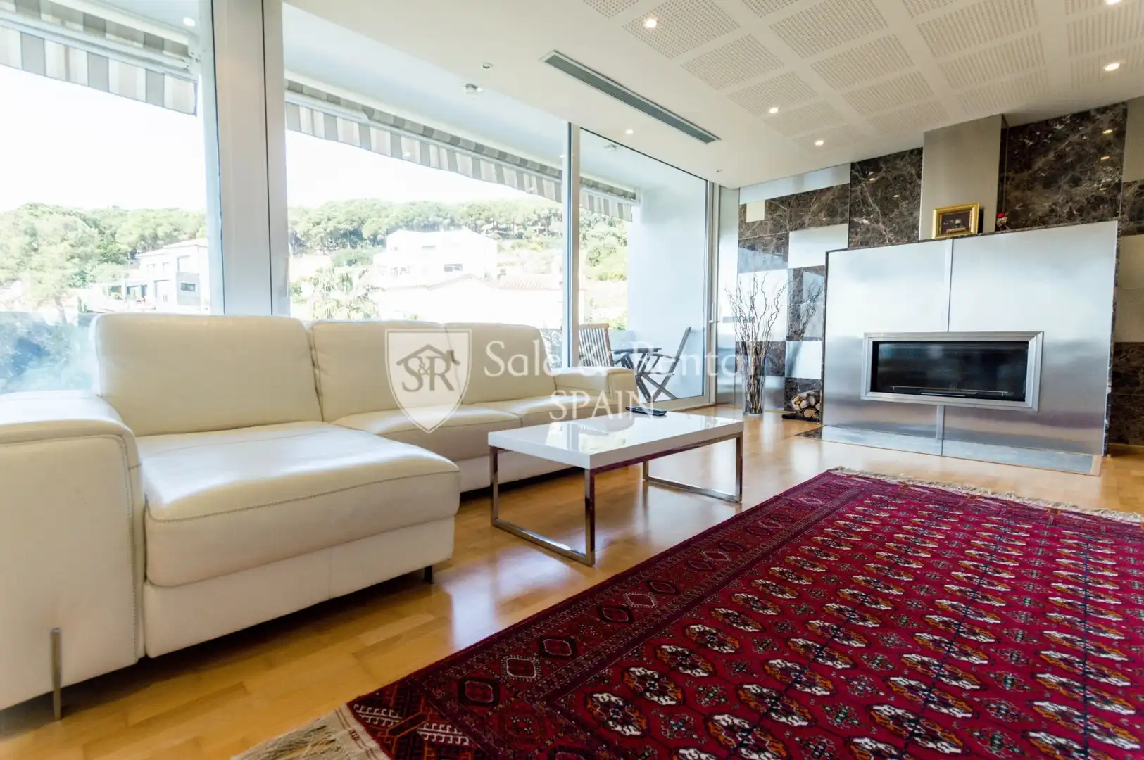 Sala d'estar de Casa o xalet en venda en Lloret de Mar amb Aire condicionat, Jardí privat i Terrassa