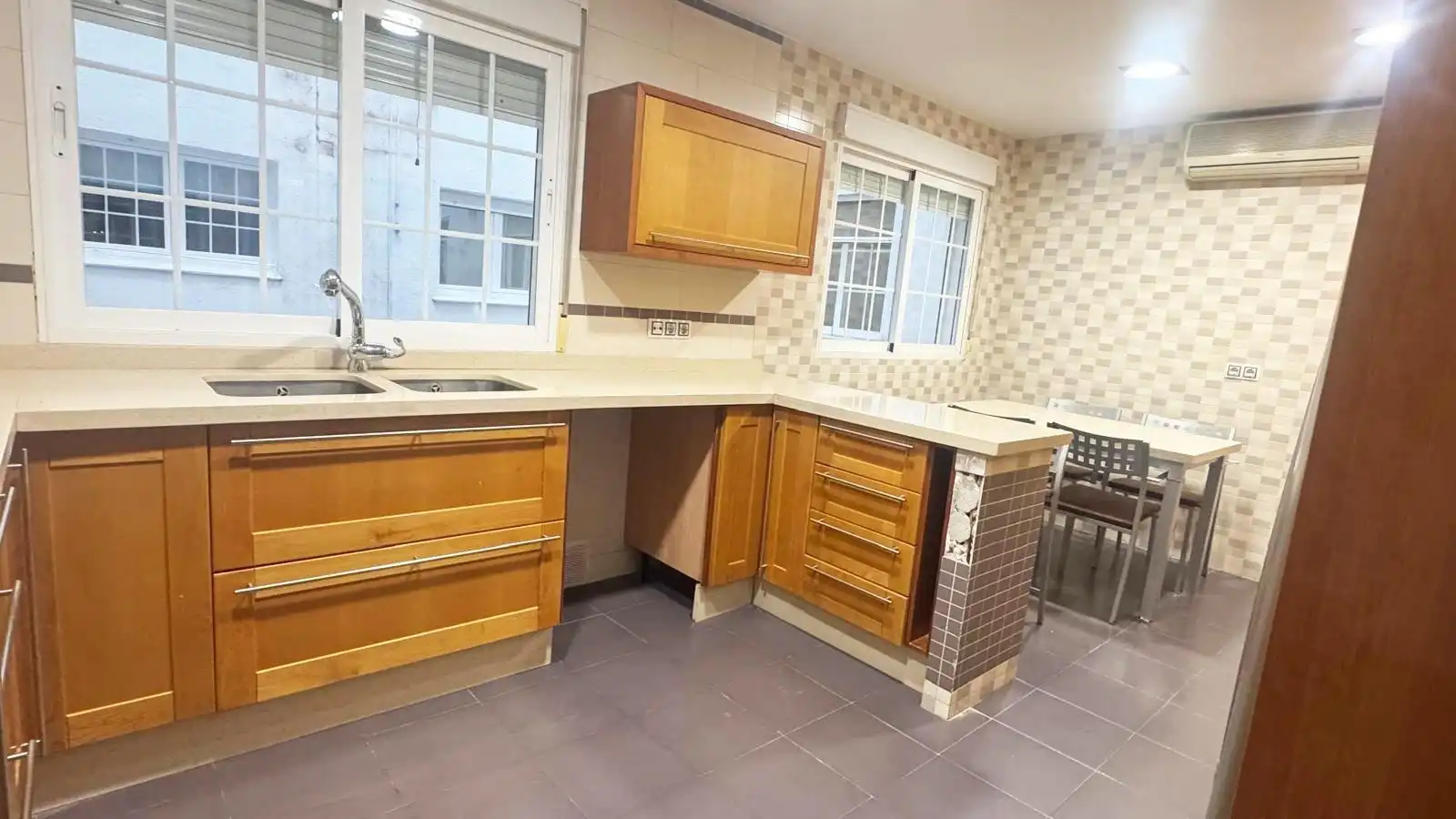 Cocina de Piso en venta en Córdoba con Aire acondicionado y Terraza