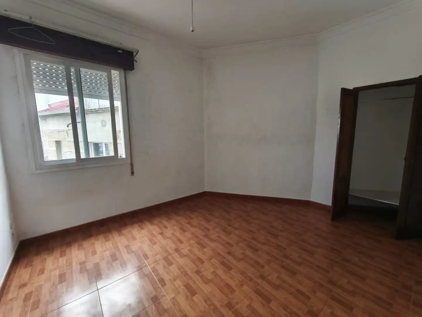 Schlafzimmer von Wohnung zum Verkauf in Ourense Capital  mit Balkon